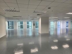 Oue Downtown (D1), Office #497859461